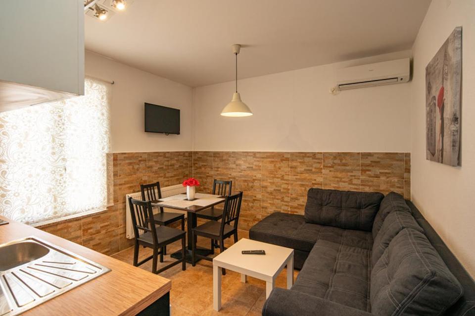 Apartment Nina Биоград-на-Мору Экстерьер фото